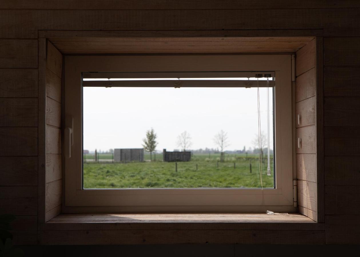 Landelijk Vakantiehuis In Diksmuide Met Een Tuin En Vijver Luaran gambar